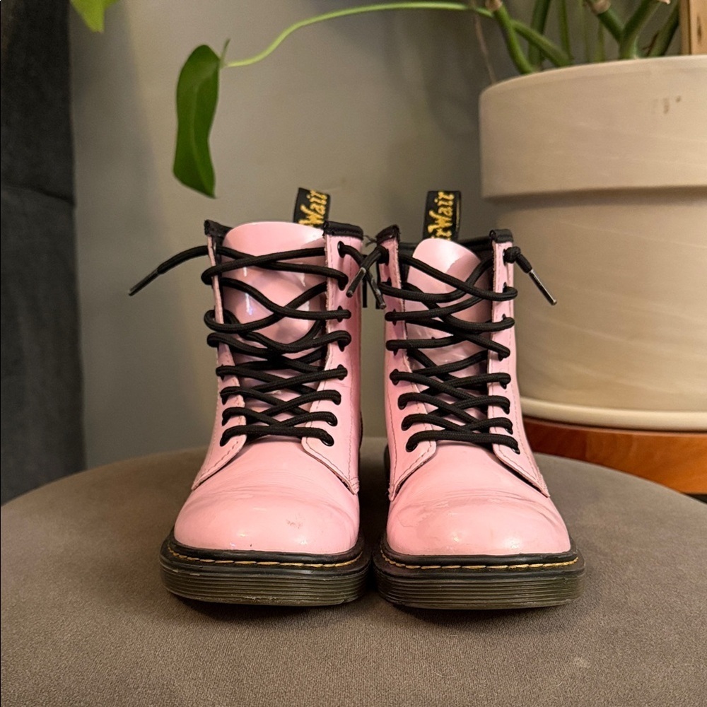 Dr. Martins Pink 1460 US 3 Pink Vegan Leather Tie/Zip-Up Boots - Picture 3 of 8